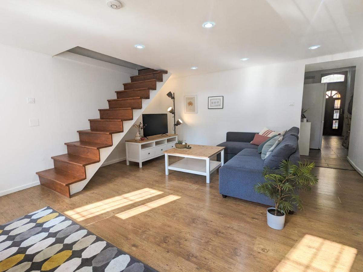 Stylish 2-Bedroom Apartment In Central Budapest Esterno foto